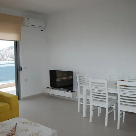 Elegance Apartment