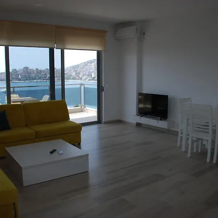 Elegance Apartment *