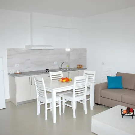 Elegance * Sarande