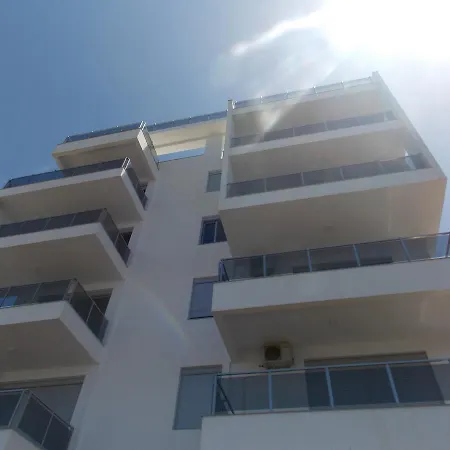 Elegance Apartment